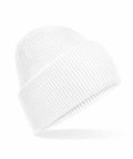 The Beechfield B385R beanie hat, featuring a white ribbed knit texture and a folded brim, is displayed against a plain white background.