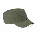 Beechfield's BC034 is an olive green military-style cap featuring a flat crown and short brim. Crafted from fabric, it boasts a clean and straightforward design with a small adjustable strap at the back.