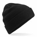 Beechfield BC050 black ribbed knit beanie featuring a folded cuff, isolated on a white background.