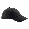 Beechfield BC058: A black baseball cap featuring a curved brim and an adjustable strap, displayed on a white background.