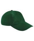 A Caps product in solid green with a curved brim, displayed on a white background.