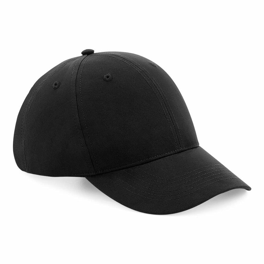 BC070, the black baseball cap from Beechfield, features visible stitching on the front panels and brim and is showcased against a plain white background.