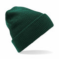 The BC425 knitted beanie hat by Beechfield, featuring a folded brim and shown in green against a plain white background.
