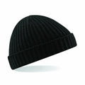 Beechfield's BC460, a black ribbed knit beanie featuring a folded brim, is showcased against a white background.