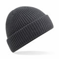 A Beechfield BC505 beanie in dark gray featuring a ribbed knit and a folded brim, displayed on a white background.