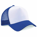 Introducing the Beechfield BC640 baseball cap, featuring a solid blue front panel and brim with a white mesh back for enhanced ventilation. This classic and simple design is perfect for casual wear.