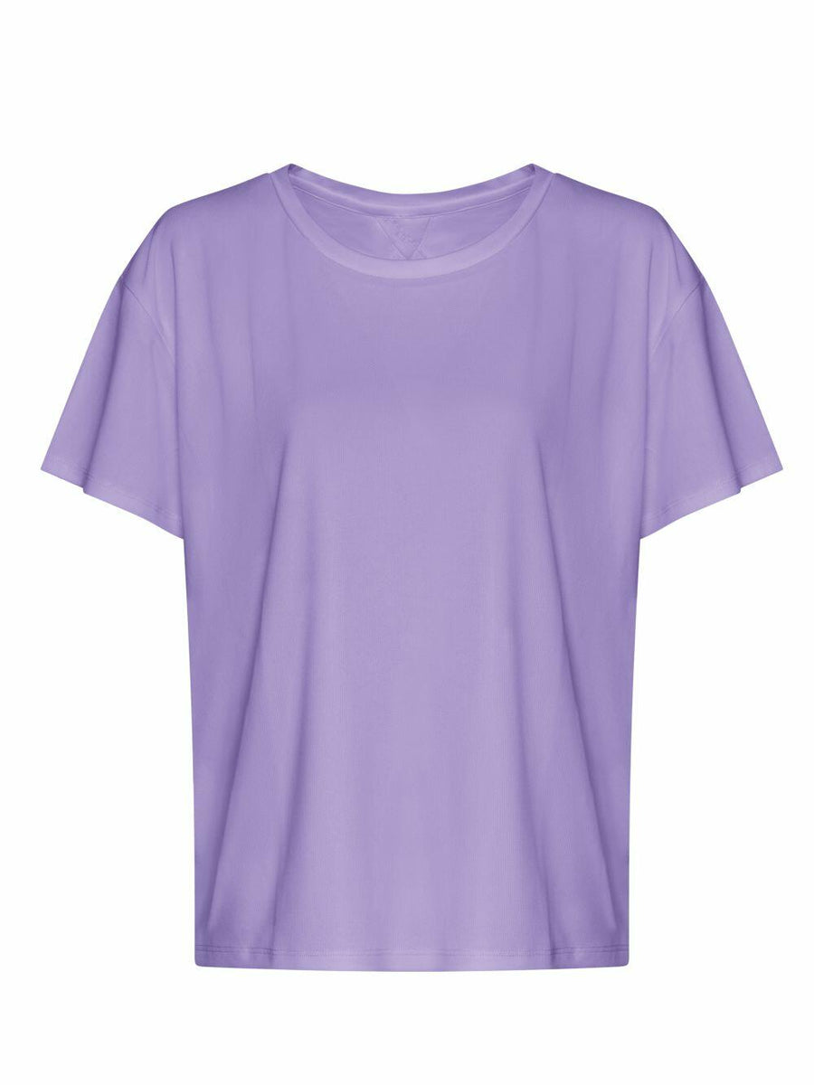 A JC013 short-sleeve t-shirt in plain lavender from AWDis Just Cool, displayed against a white background.