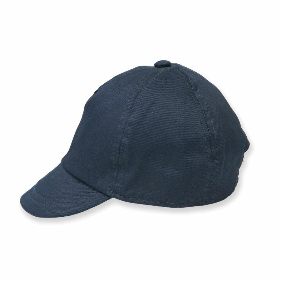 The Larkwood LW90T features a black color with a curved brim and structured crown, shown from a side perspective.