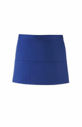 The Premier PR155 is a plain blue waist apron that boasts a straightforward design with a central pocket. Its clean and minimalist appearance makes it ideal for use with various uniforms or in the kitchen.