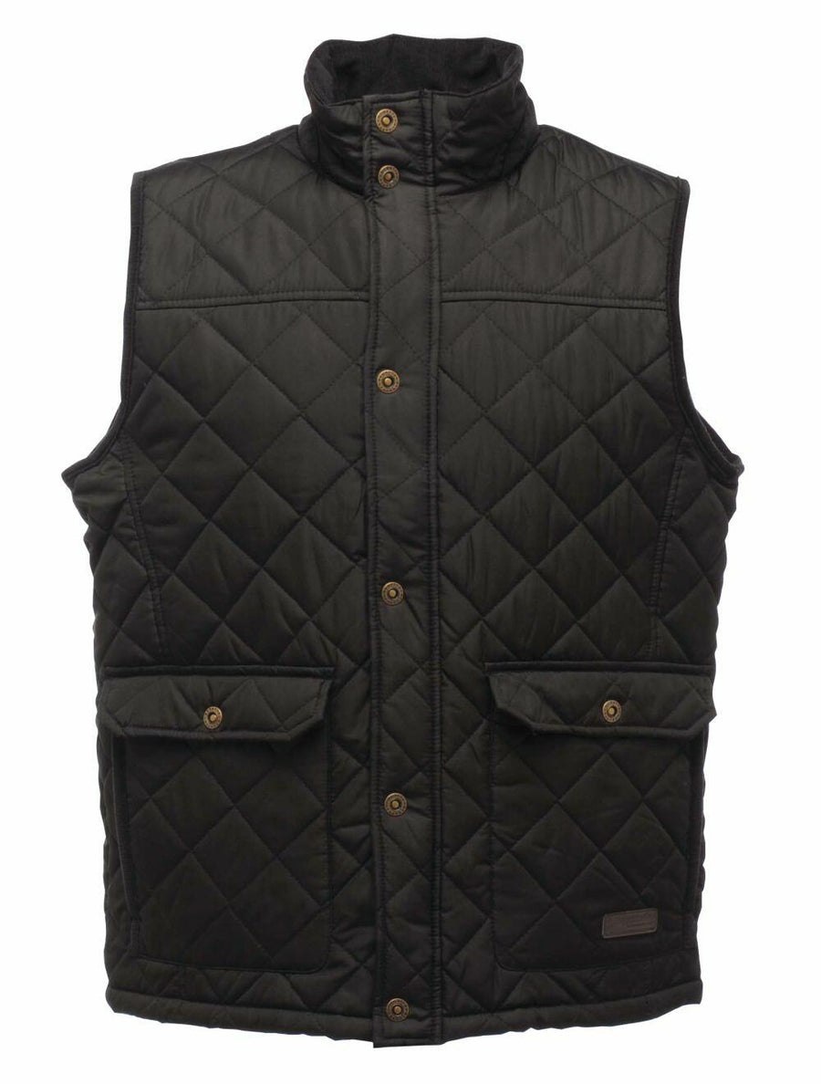 Regatta Professional's RG077 features a quilted black design with a high collar, front button closure, and two spacious flap pockets.