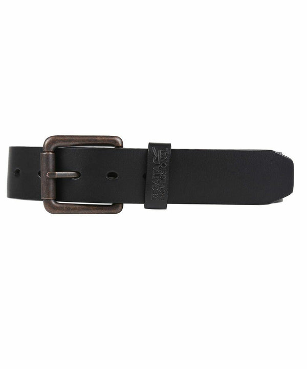 A Regatta RG297 with a rectangular, metal buckle and a leather loop with embossed text.