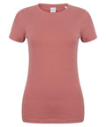 The SK121 by Skinnifit is showcased against a white backdrop. This plain, short-sleeved T-shirt features a rose color, has a round neckline, and seems to be crafted from soft material.