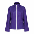 The SN131 jacket by Regatta Professional features a high collar and a front zipper, showcased against a plain white background.