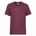 A plain maroon SS031 T-shirt by Fruit of the Loom is displayed on a white background, highlighting its short sleeves and round neckline.