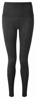 Tri-Dri’s TR219 leggings feature a black herringbone pattern against a white background.