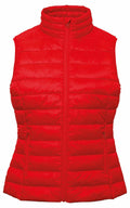 The 2786 TS31F is a vibrant red puffer vest that features a high collar and front zipper, complemented by two side zippered pockets. Its horizontal quilting pattern adds a textured touch to the design.